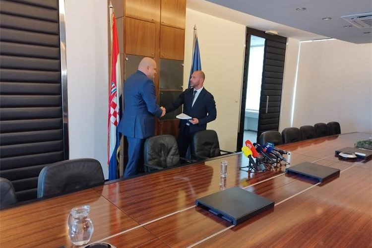 Slika /slike/Vijesti/2022/primopredaja 2.jpeg